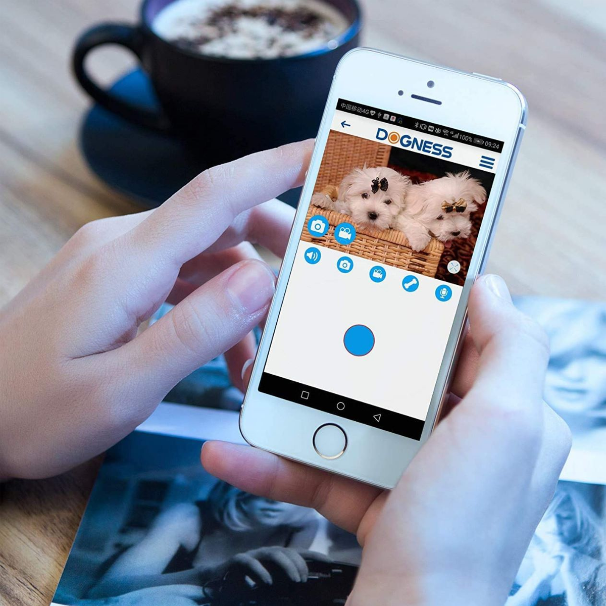 DOGNESS Wi-Fi Pet Camera with Treat Dispenser for Dogs and Cats